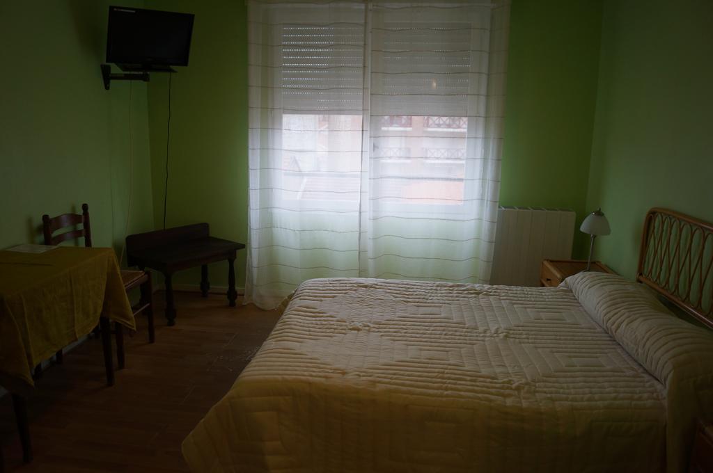 Le Novel Hotel Arcachón Habitación foto